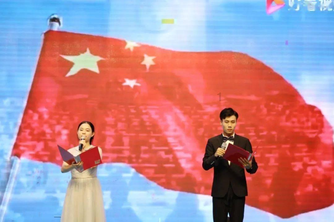 “尔滨” :冰雪王国的文艺“特长生”